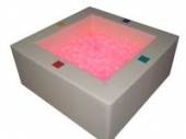 Интерактивный сухой бассейн с пультом управления 200х200х50 см.
(Рекомендуемое количество шариков -