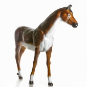 Лошадь Бурая, садово-парковая скульптура
